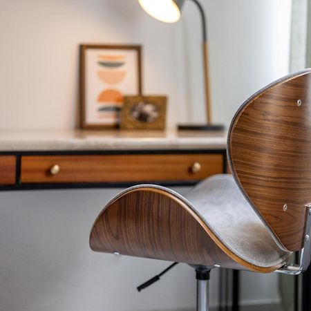 Wohlfuehlwohnung Mit 25 Qm Terrasse, Netflix Koblenz  Luaran gambar