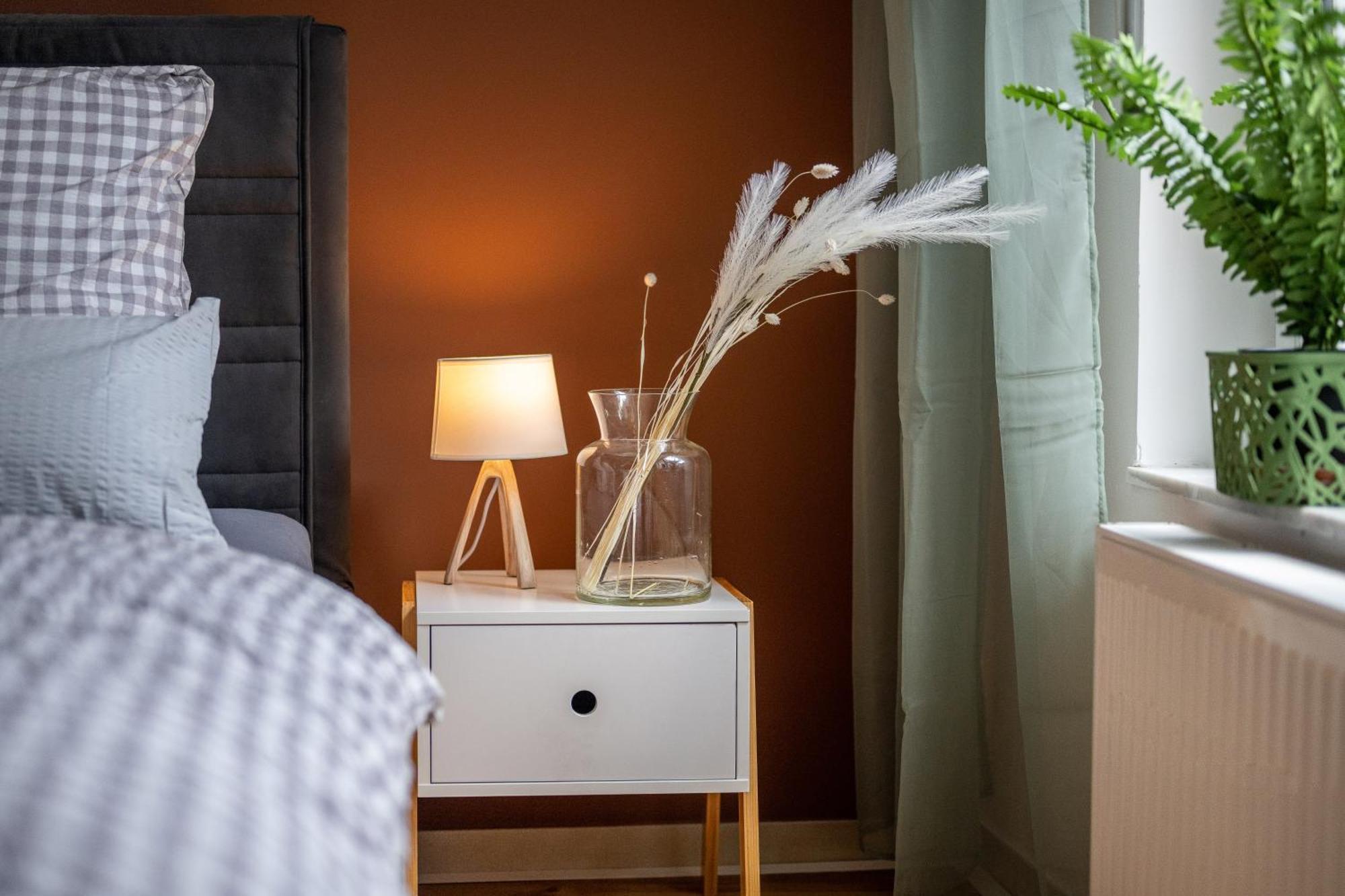 Wohlfuehlwohnung Mit 25 Qm Terrasse, Netflix Koblenz  Luaran gambar